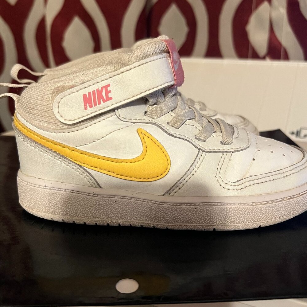 Nike